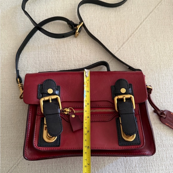 Old Trend Aster Mini Satchel - Picture 9 of 11